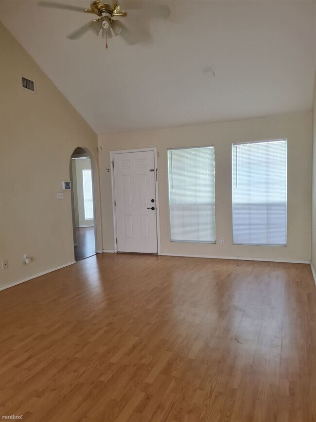 Foto del edificio - 4 br, 2 bath House - 2025 Vista Verde Cir W