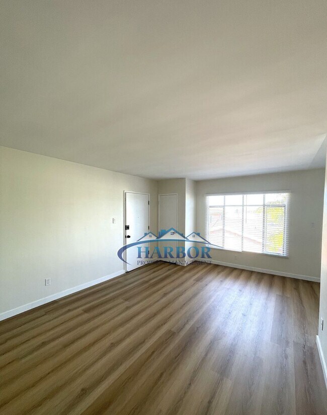 Foto del edificio - 4367 W 133rd St