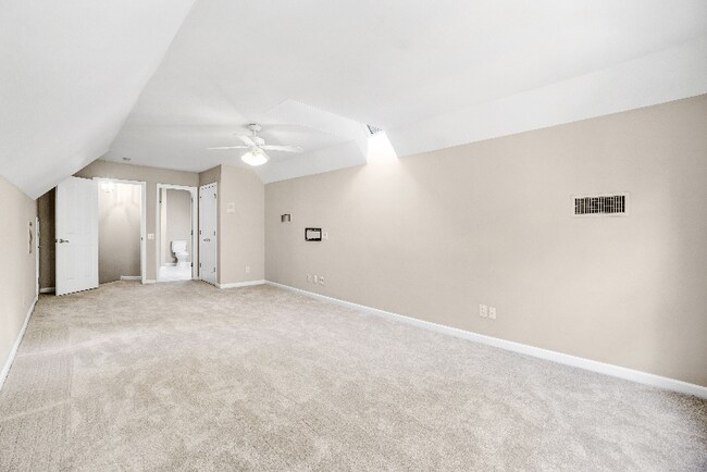 Building Photo - 10718 Pomerane Pl