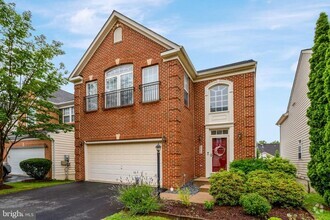 Building Photo - 6809 Morning Brook Terrace
