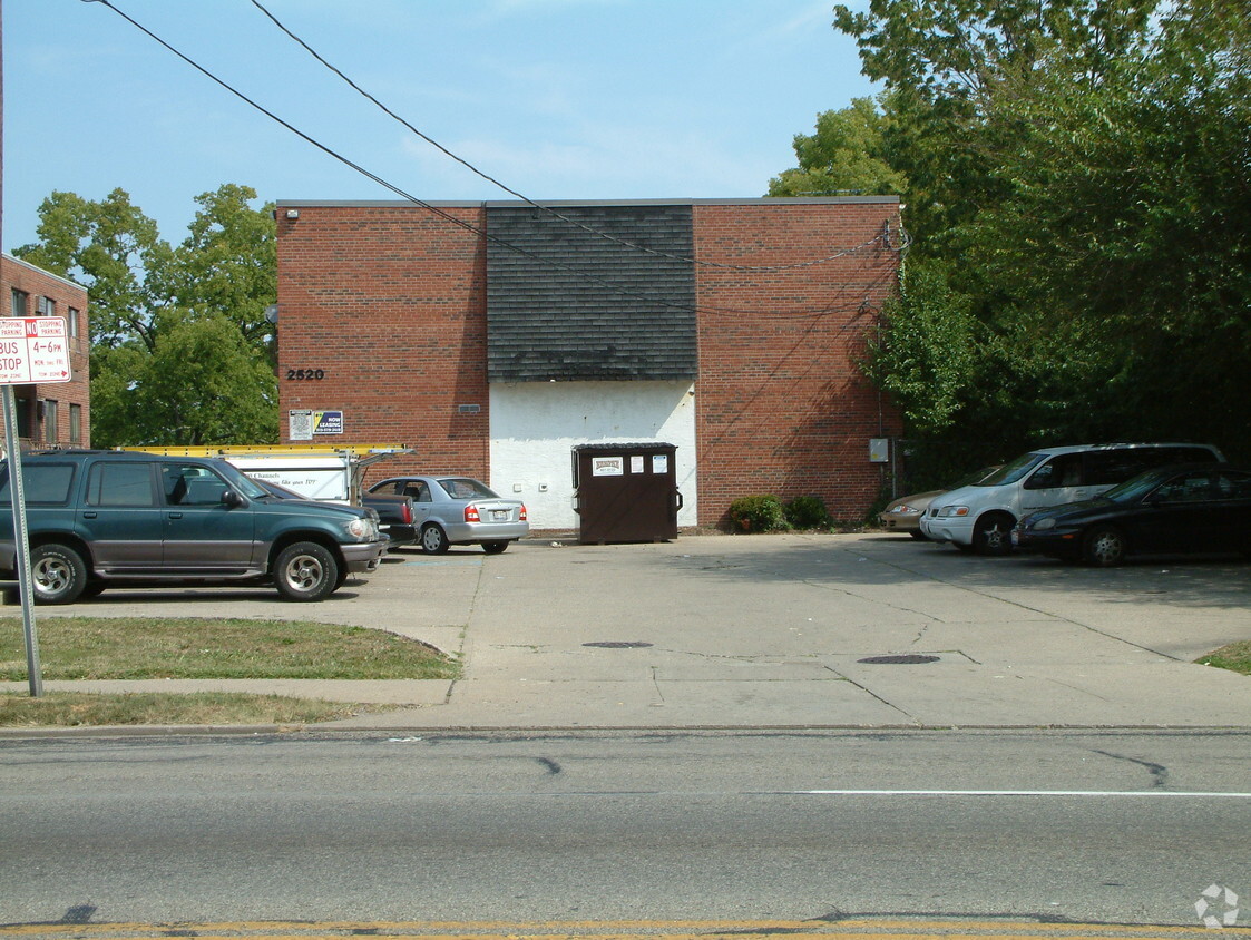 Building Photo - 2532 Harrison Ave