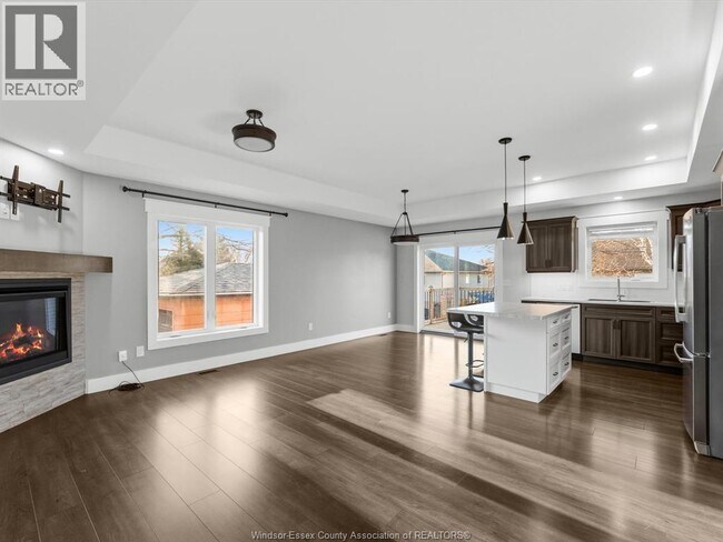 Photo du bâtiment - 99 Gladstone Ave