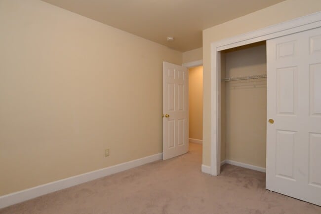 Foto del edificio - 2900 S Court St