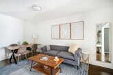 Foto principal - 359 W 39th St