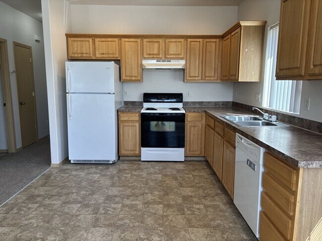 Foto del edificio - 9781-9783 Mill Creek Rd SE