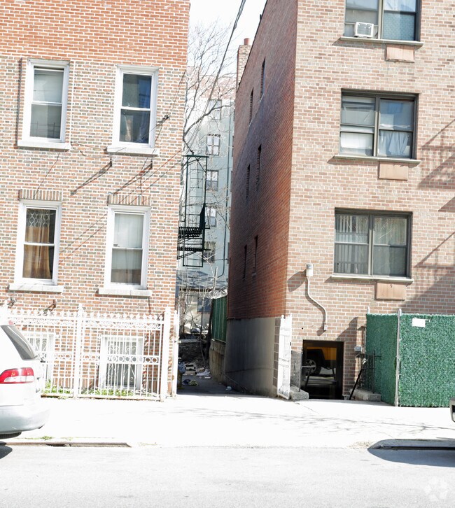 809 Arnow Ave, Bronx, NY 10467 Apartments Bronx, NY