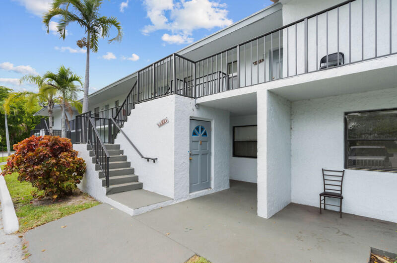 Primary Photo - 4861 Arjaro Dr