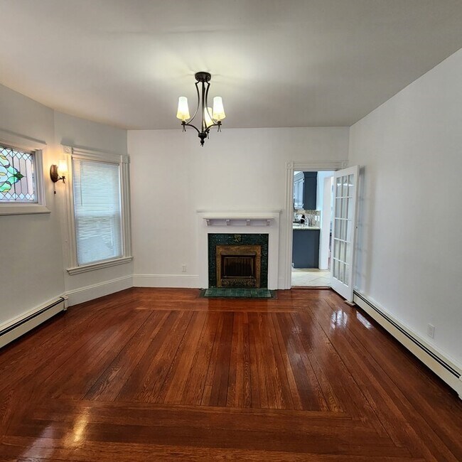 Foto del edificio - 15 McLellan St