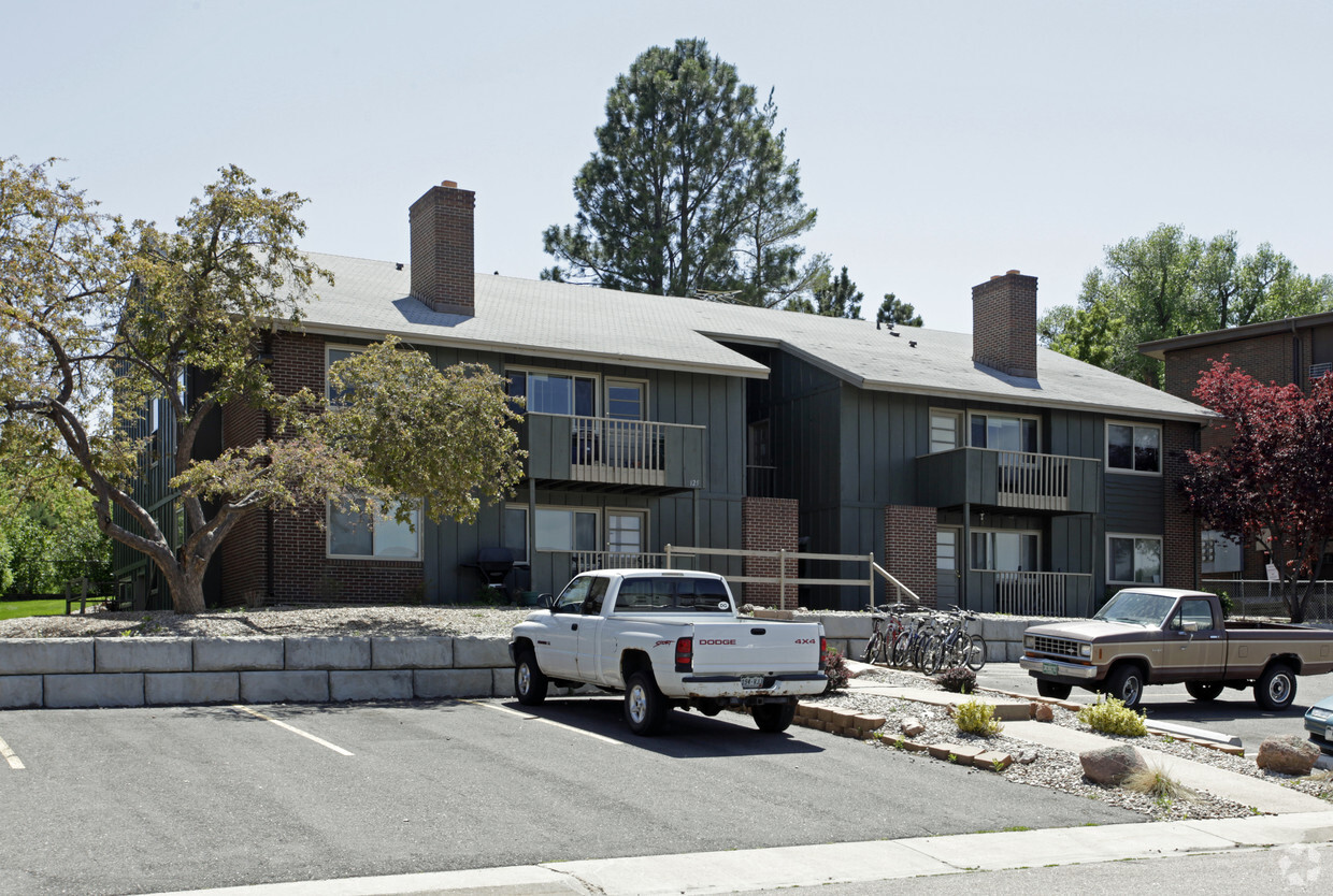 Foto del edificio - Spring Park Apartments