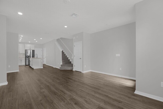 Building Photo - 8629 Tavistock Lakes Blvd