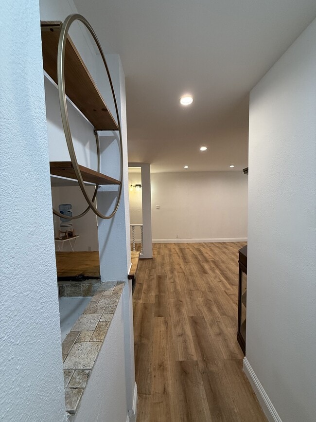 Foto del edificio - 439 S Catalina Ave