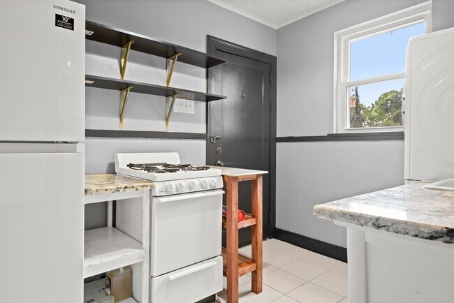 Foto del edificio - Renovated 2 bedroom, 1 bath Mid City condo!