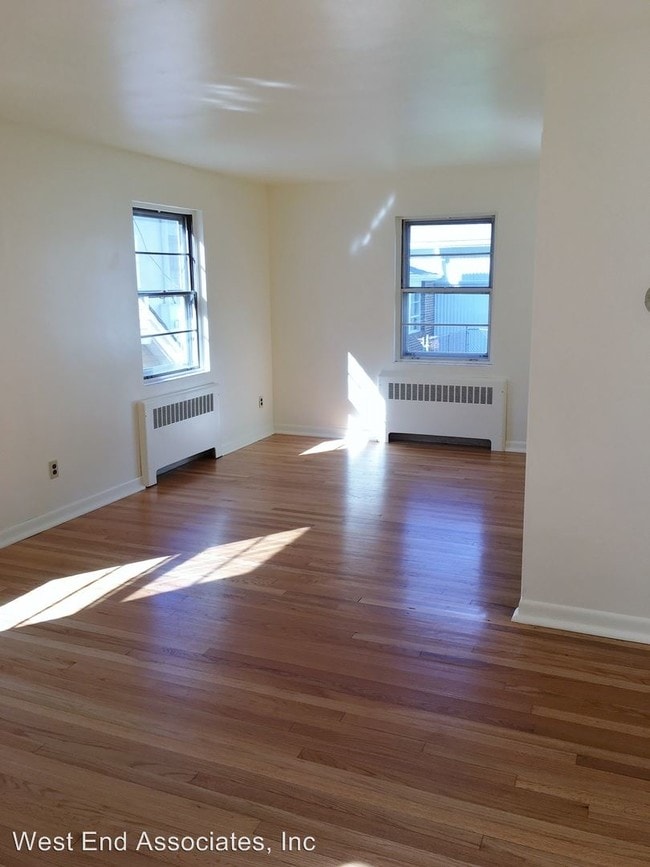 Building Photo - 4 br, 1 bath House - 2319 Albright Ave