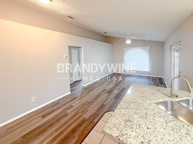 Foto del edificio - 7129 Ironwood Dr