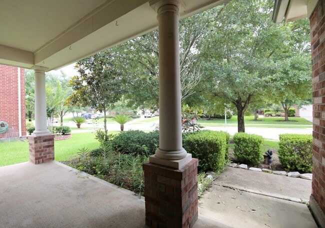 Building Photo - 21622 Grand Hollow Ln