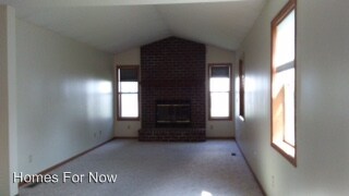 Building Photo - 3661 Sunbury Dr