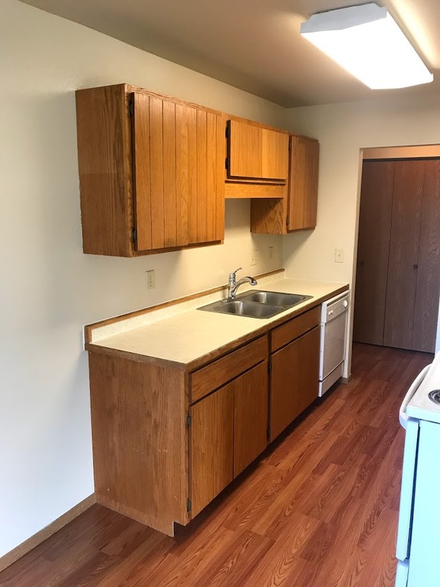 Primary Photo - Woodbury Apartments