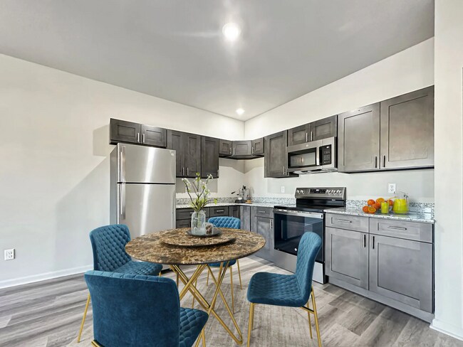 Interior Photo - Platform Warner Robins