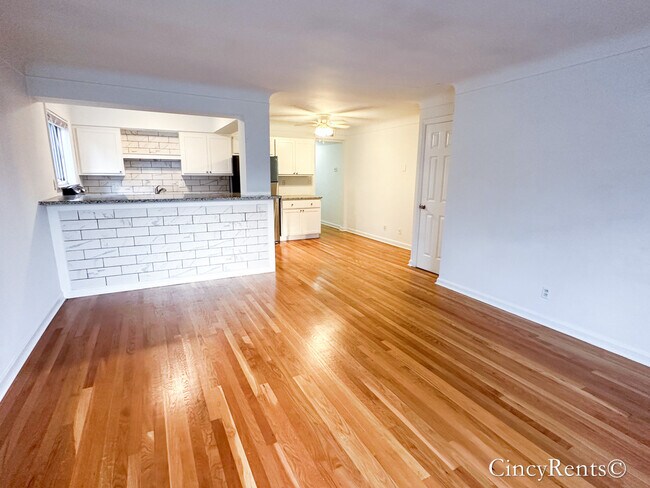 Building Photo - 1260 Delta Ave