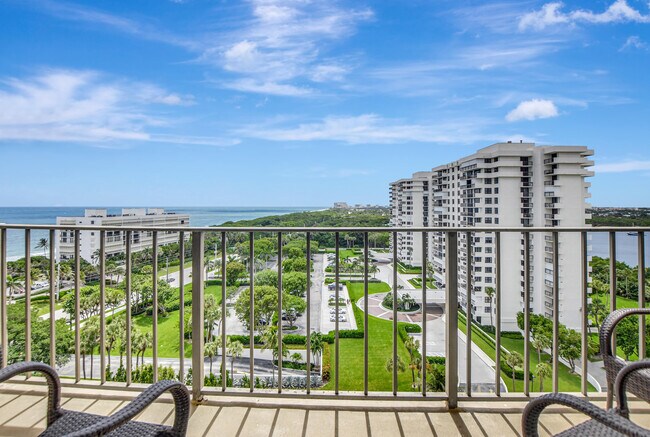 Foto del edificio - 2121 N Ocean Blvd