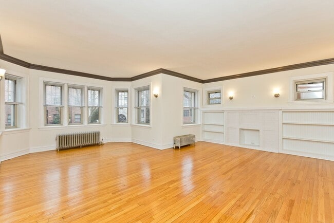 Foto del edificio - Large One Bedroom in Edgewater