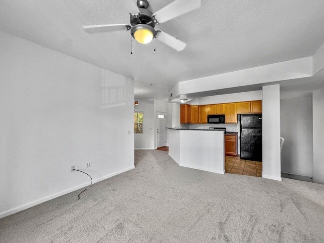 Building Photo - 1300 Moon Cir