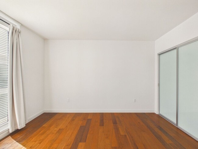 Building Photo - 555 Fulton St