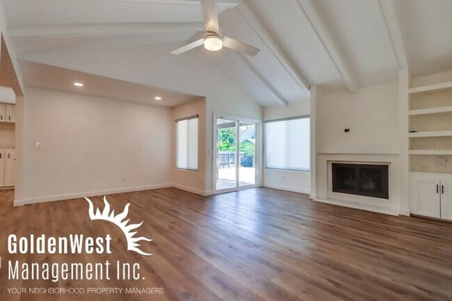 Building Photo - Stunning 3Bdm 2Ba home!