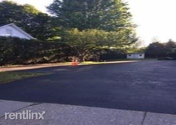 Foto del edificio - 43 Rustic St