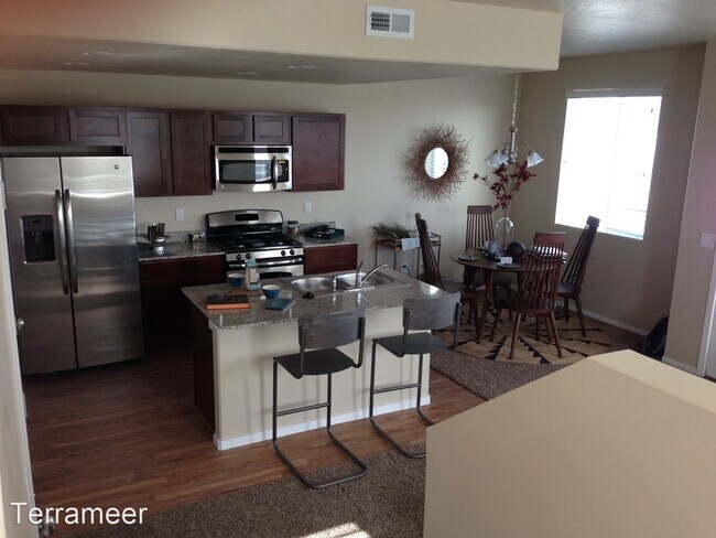 Building Photo - 5223 Terrabithia Ln
