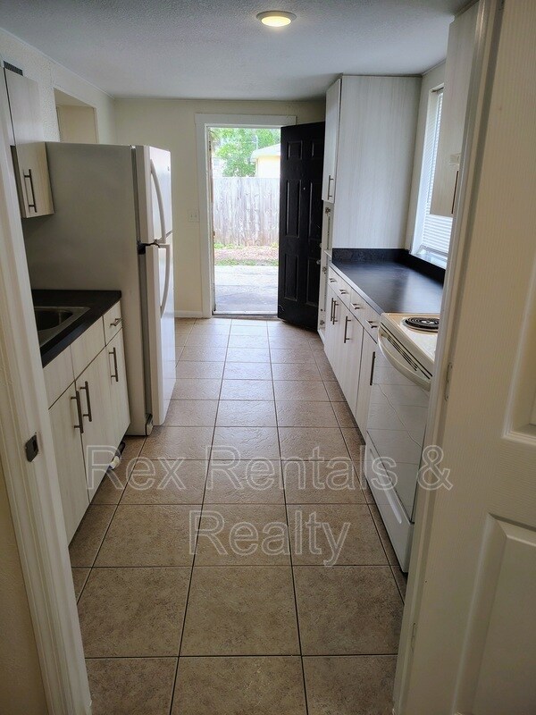 Photo - 2219 21st Avenue South
