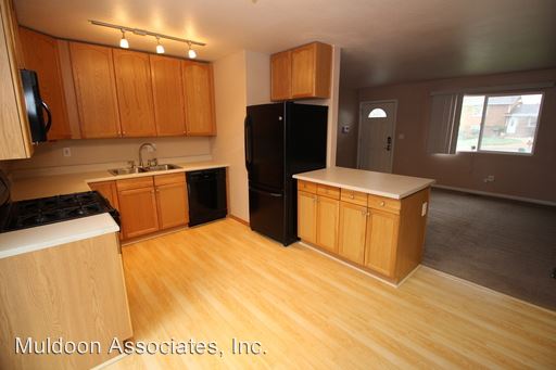 Building Photo - 4344 Chamberlin S