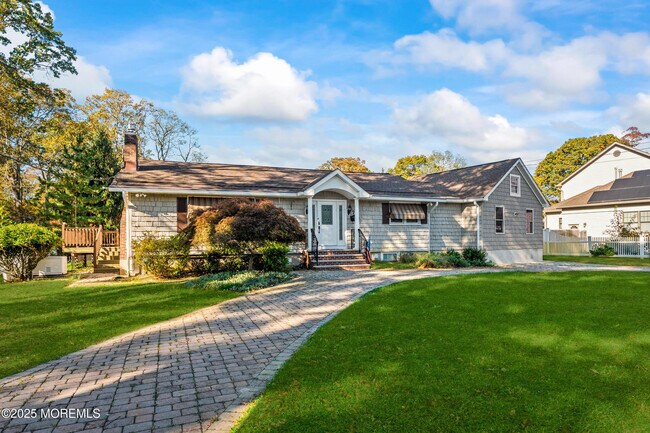 Foto del edificio - 72 Whalepond Rd