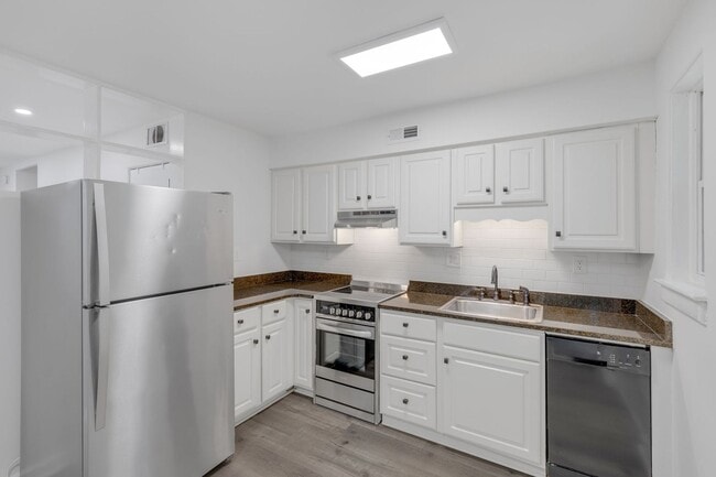 Photo - 31 Faris Cir. Townhome