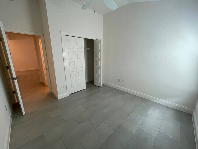 Building Photo - 2412 Manisha Ln