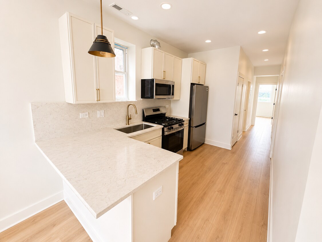 Foto del edificio - 3136 N Ridgeway Ave