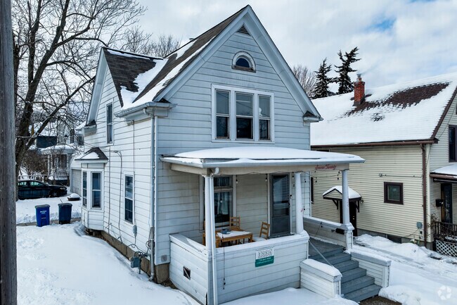 Foto del edificio - 720 S Main St