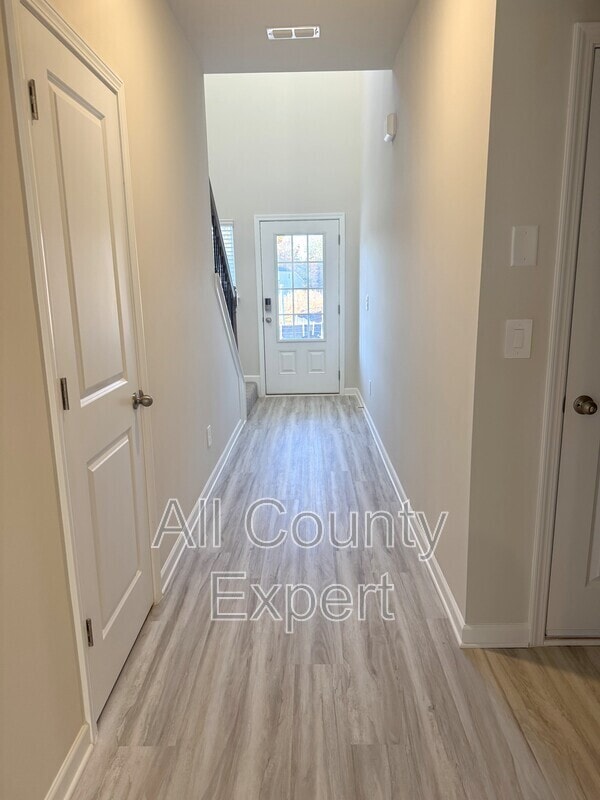 Photo - 823 Misty Holw Trl House