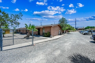 Building Photo - 721 E Fremont Rd