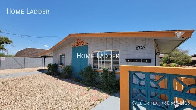 Building Photo - 6747 N 26th Ave