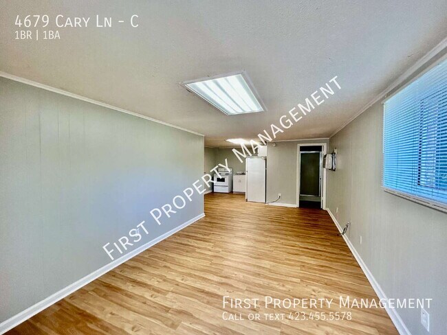 Foto del edificio - 4679 Cary Ln