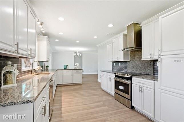 Building Photo - 4 br, 3 bath House - 105 Harbor Bluff Dr