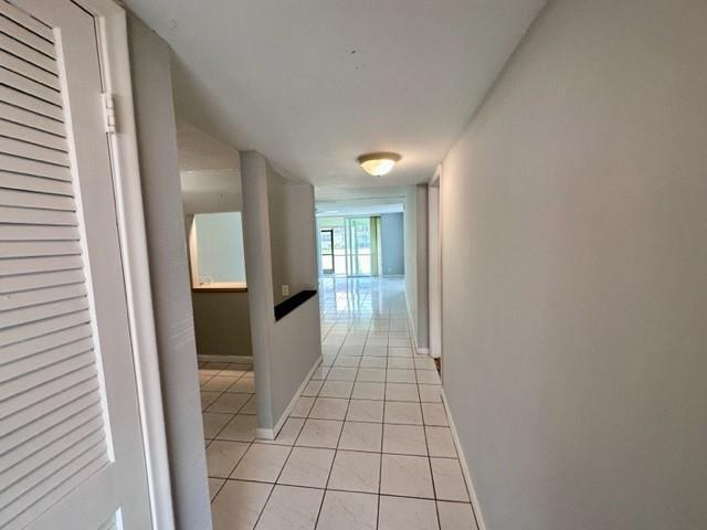 Foto principal - 1855 W 60th St
