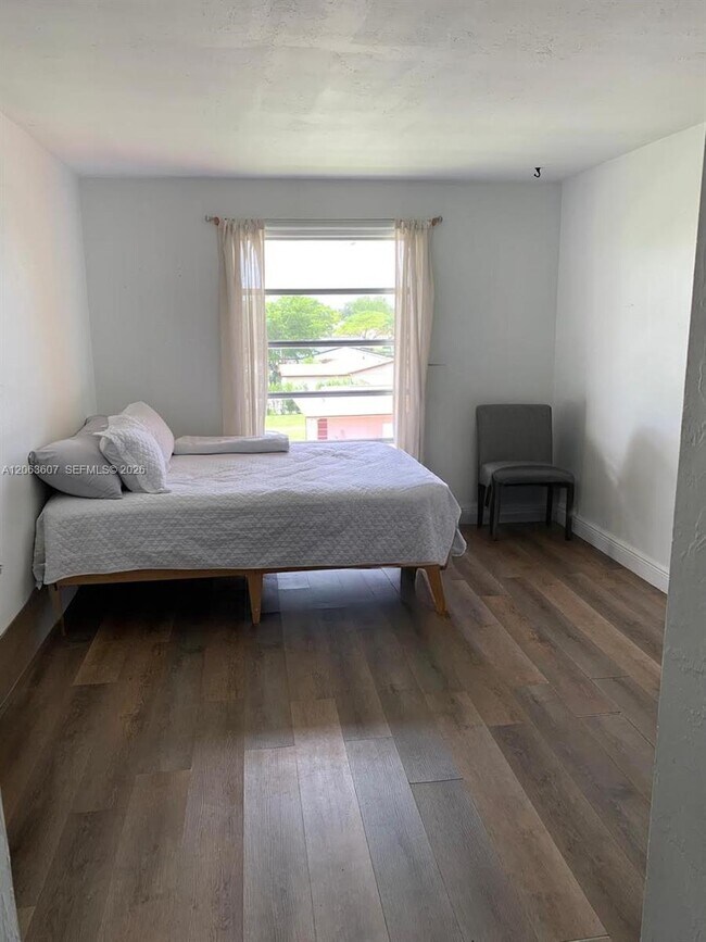 Foto del edificio - 9437 SW 76th St
