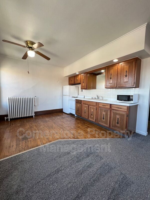Building Photo - 910 2nd Ave N