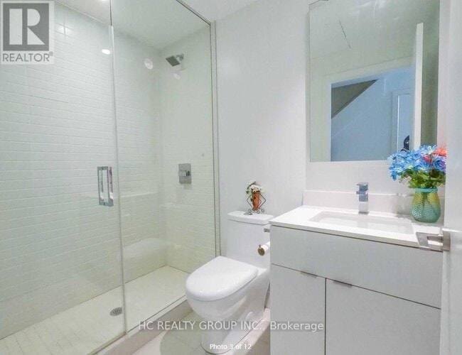 Building Photo - 7 Grenville St