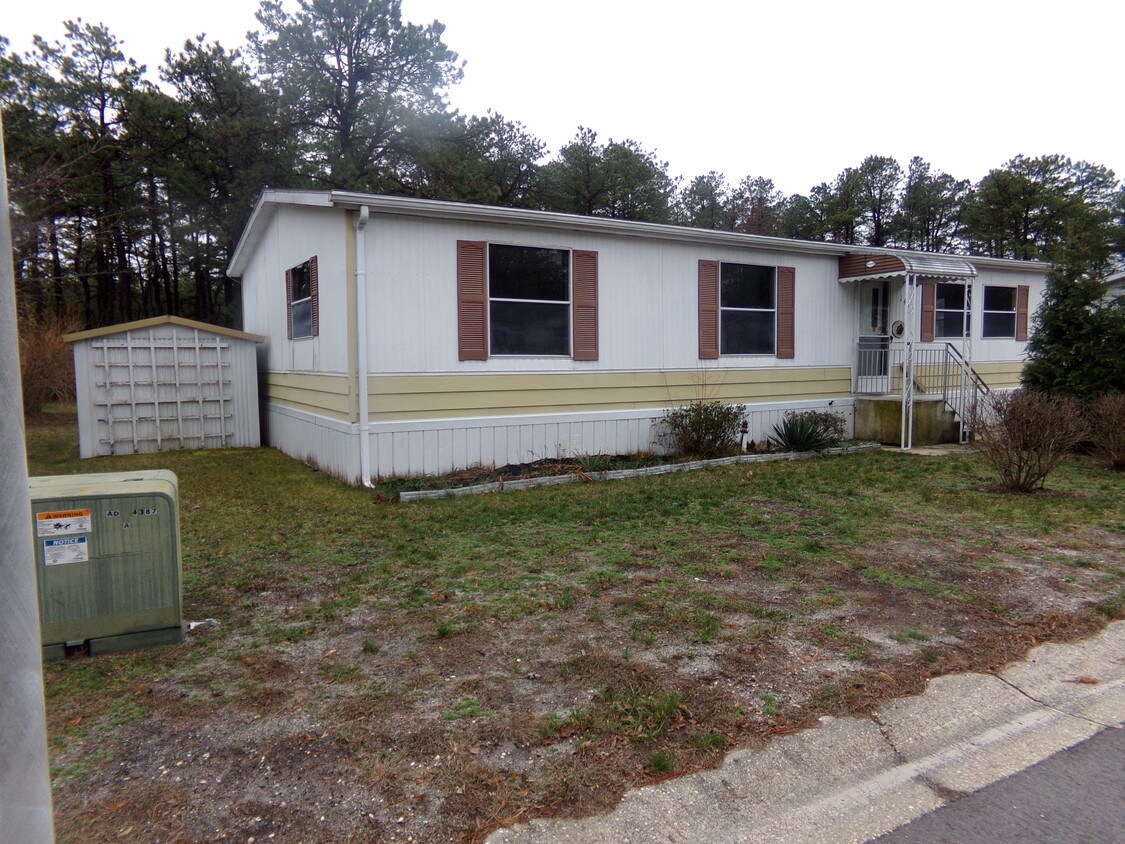 141 Mockingbird Way, Whiting, NJ 08759 House Rental in Whiting, NJ