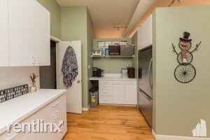 Building Photo - 400 N Racine Ave