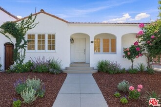 Building Photo - 641 N Martel Ave