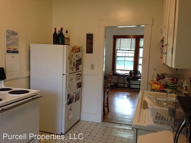 Building Photo - 1 br, 1 bath Apartment - 68 Maple St